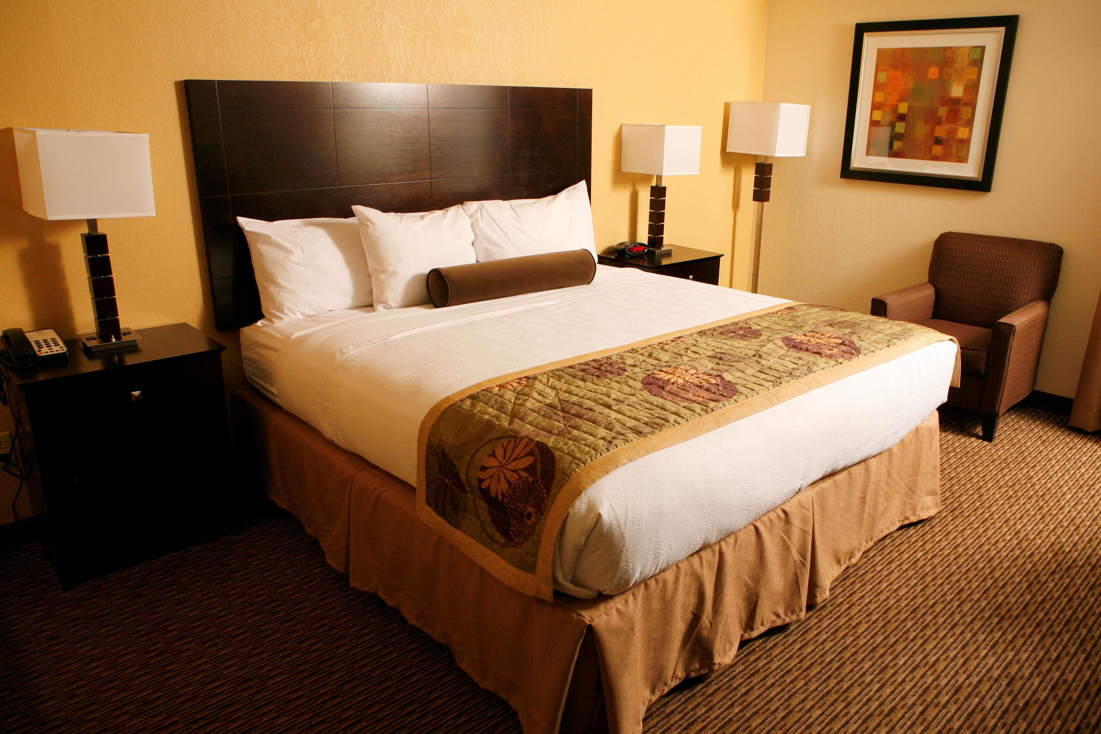Best Western Plus Goldsboro Buitenkant foto