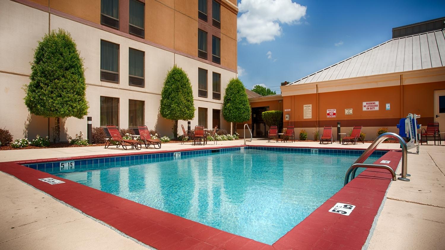 Best Western Plus Goldsboro Buitenkant foto